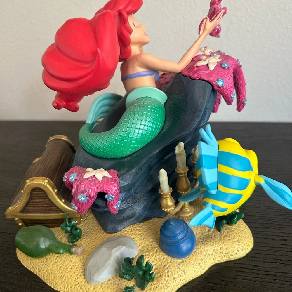 DISNEY PARKS ARIEL AND FRIENDS RESIN FIGURINE STATUE - Picture 4 of 8